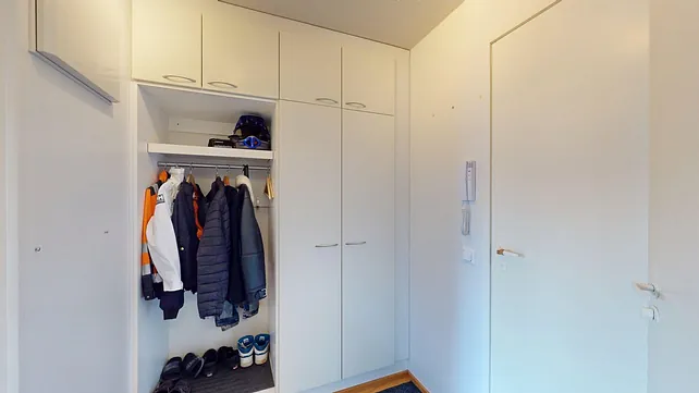 Kairatie 9, 2h+kk+s+p, 38,0 m², 1.7.