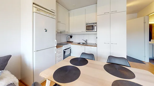 Kairatie 9, 2h+kk+s+p, 38,0 m², 1.7.