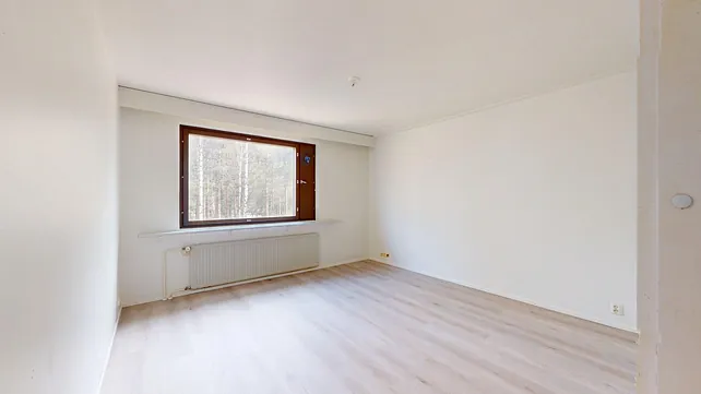 Sudentie 28-32, 2h+k+p, 52,5 m², Heti