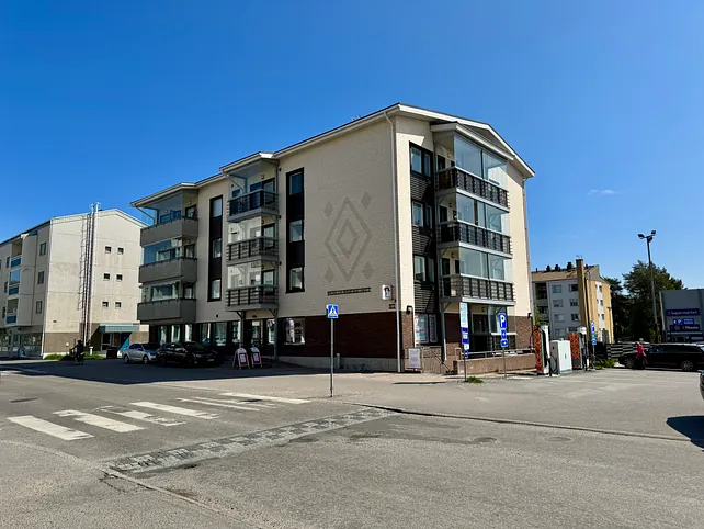 Pohjolankatu 10 2h+tk+s 50,5 Heti