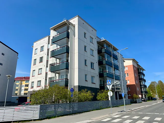 Kairatie 9, 2h+kk+s+p, 38,0 m², 1.7.